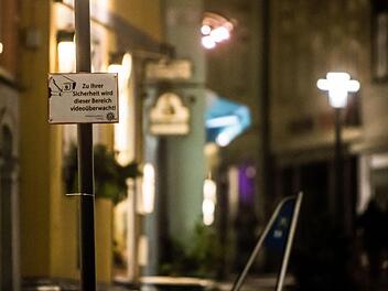 Seit Sonntagnacht hat die Polizei den Steinweg im Blick. Foto: Jochen Berger