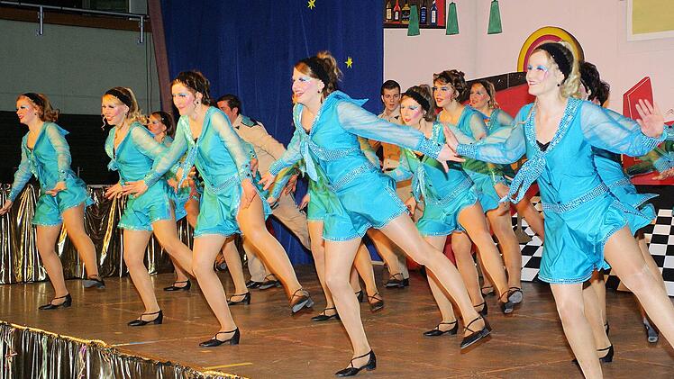 Boogie Woogie zeigt die Fuschter Showtanzgarde. Foto: Winfried Ehling