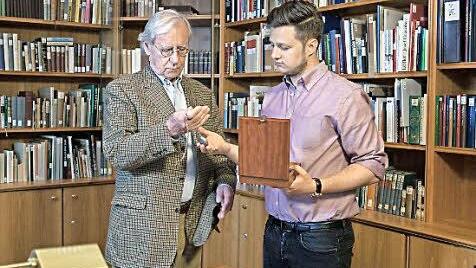 Wilfried Klaus und Nico Rossmann bei den Dreharbeiten. Foto: Projekt-Team "Untold"