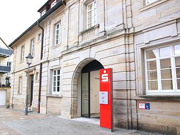 Im sanierten alten Rathaus eröffnet die Sparkasse am  kommenden Mittwoch ihre neue Filiale.Alexander Hartmann