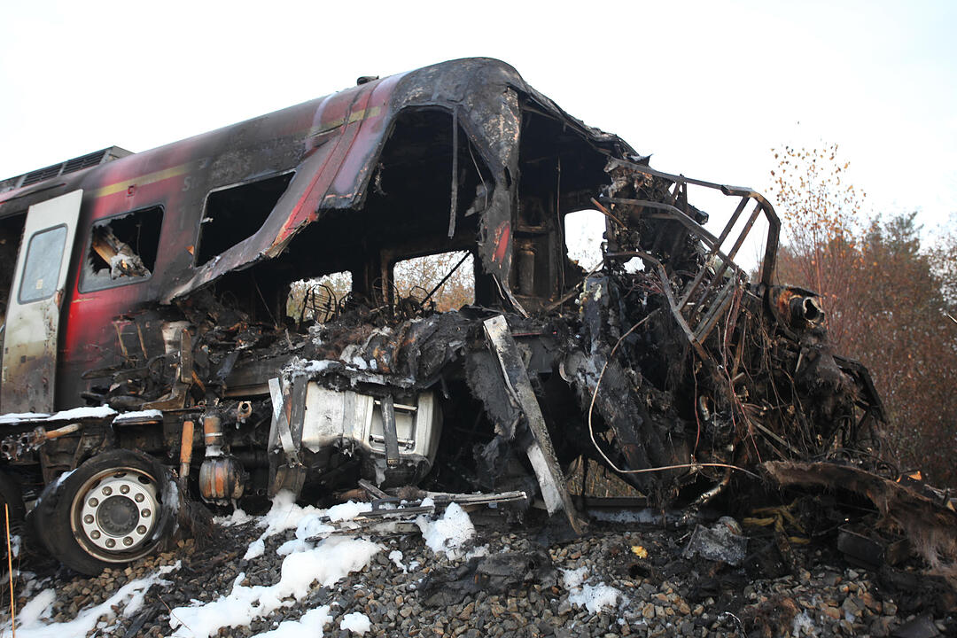 Tagbilder: Zugunglück in der Oberpfalz