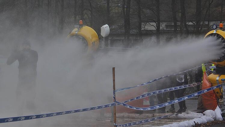 Auch das wird es beim Braveheart 2017 wieder geben: Die Schneekanonen. Foto: Hanns Friedrich