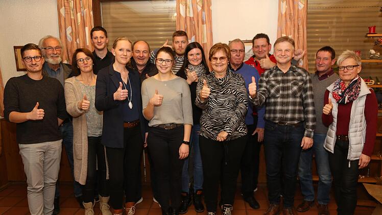 Die Kandidaten der Dorfgemeinschaft Schlaifhausen Foto: Franz Galster