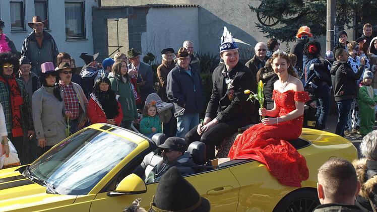 Faschingsumzug in Ebenhausen.  Foto: Stefan Geiger