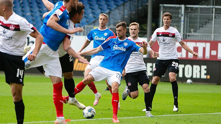 Holstein Kiel - 1. FC Nürnberg