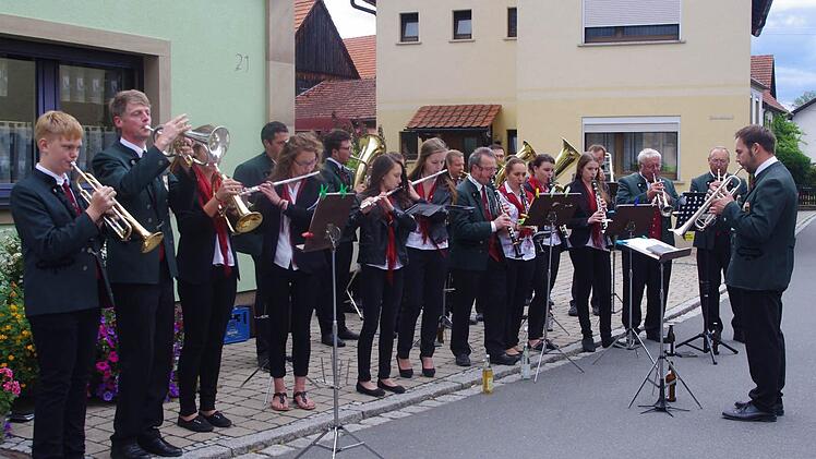 Der Musikverein Birnbaum bei der Serenade