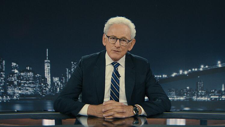Polit-Magazin-Legende Wes Dryden (Victor Garber) ist der Chef von Josh, der es als Investigativ-Nachwuchsjournalist in Manhattan schaffen will. Der alternde Wes k&auml;mpft gegen eine popul&auml;re Verschw&ouml;rungstheorie im Internet, dass er eigentlich schon tot sei.