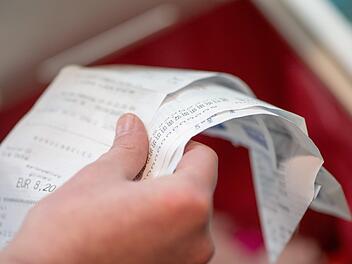 Der Einzelhandel sieht die kommende Bon-Pflicht sehr kritisch. Symbolbild: Andrea Warnecke/dpa