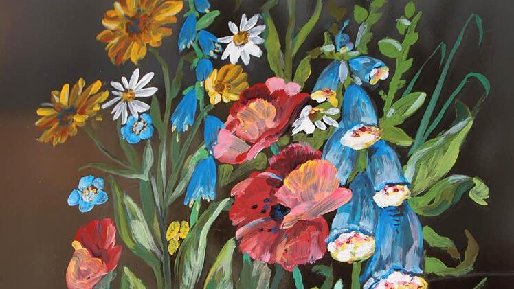 Charakteristisch für das Deutsche Haus in Bad Brückenau ist die Glasmalerei von Reinhold Prause. Foto: Ulrike Müller