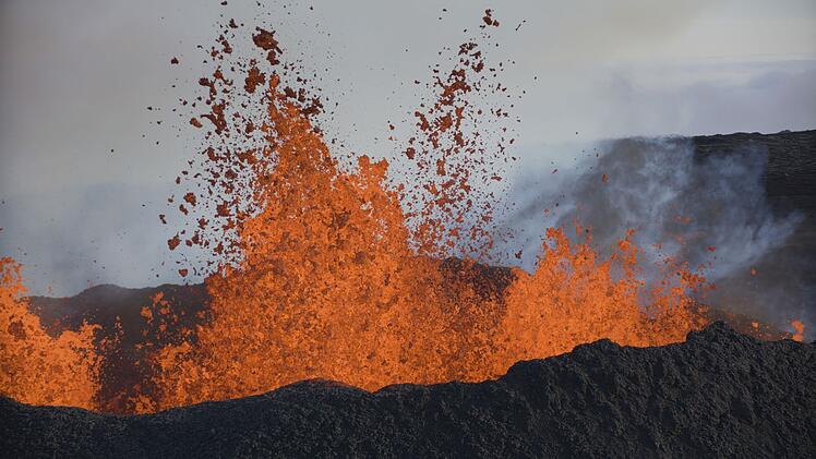 Der Mauna Loa auf der Hauptinsel Hawaii brach im Jahr 2022 nach fast 40 Jahren erneut aus.