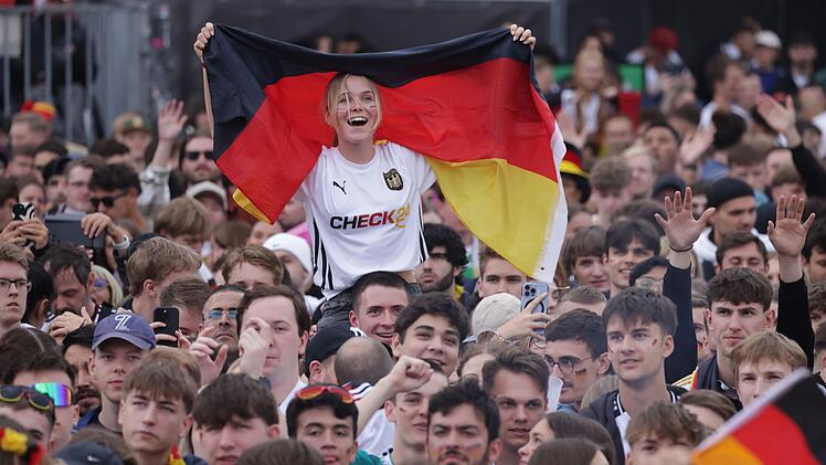 Eine WM ohne Fanfeste? - Fakt ist, dass diesmal alles etwas kleiner ausfallen wird als beispielsweise bei der EM 2024 (Foto aus Berlin).
