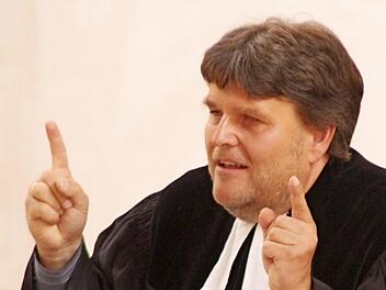Mit erhobenem Zeigefinger predigte Helmuth Bautz nicht. Vielmehr rief er freundlich ins Gewissen, wie viel Gewicht Worte haben können.
