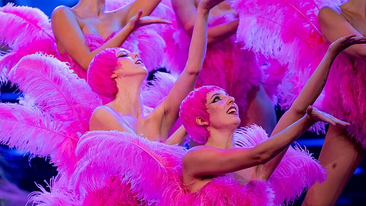 Grand Show BLINDED by DELIGHT im Friedrichstadt-Palast