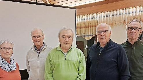 1. Vorsitzende Herta M&uuml;ller, Norbert Schmitt, Erich Schwarz, G&uuml;nter Neumann und 2. Vorsitzender und Abteilungsleiter Gartenbau Reinhold Gabel.