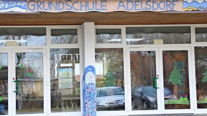 An der Adelsdorfer Grundschule ist die Einführung von offenen Ganztagsklassen geplant.  Foto: Andreas Dorsch