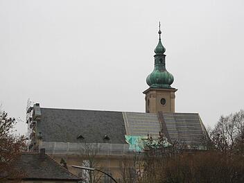Bei der Marienkapelle (Foto) und der Jakobuskirche müssen die Dächer neu abbgedichtet werden. Fotos: Ralf Ruppert