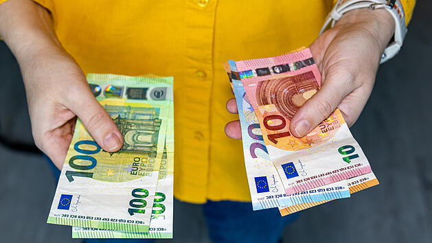 Geld, Euro, Steuern, Gesundheitsreform, Kosten
