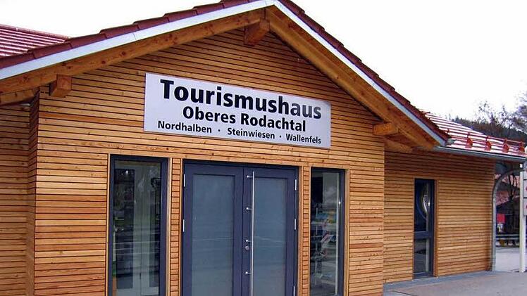 Mit den bisherigen Mitteln können meist nur die Personalkosten der beiden Teilzeitkräfte im Tourismushaus gedeckt werden. Foto: Archiv