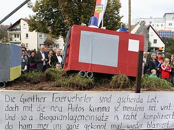 Beim Umzug wurde auch die Vestenbergsgreuther Feuerwehr aufs Korn genommen. Foto: Sonja Werner
