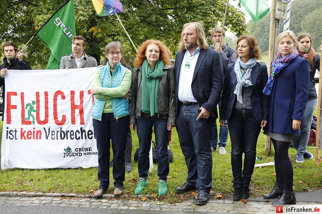 Orban besucht CSU in Kloster Banz: Opposition demonstriert