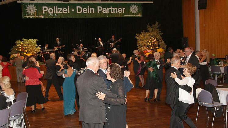 Tanzvergnügen bis spät in die Nacht. Foto: Michael Stelzner