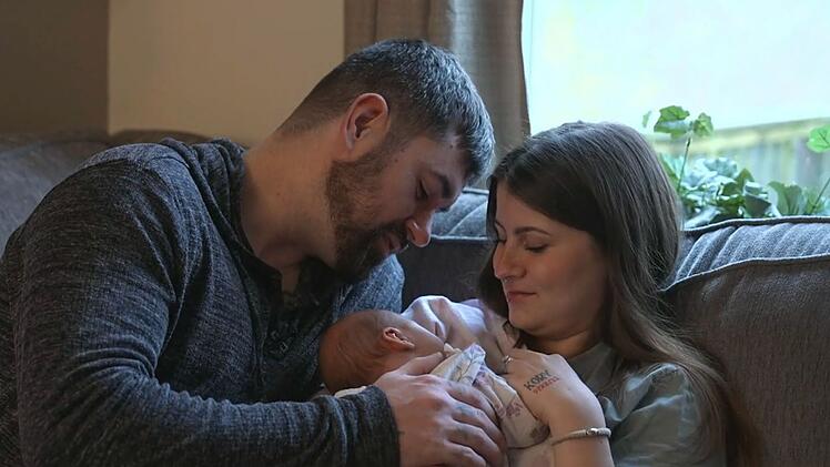 Eine glückliche Familie - doch hinter Kory und Rebecca liegen harte Zeiten.