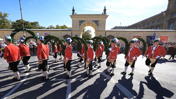 190. Münchner Oktoberfest - Trachtenumzug