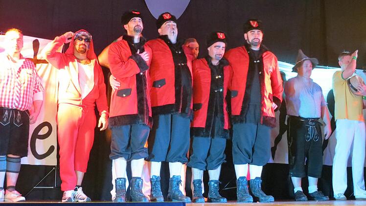 Eine Menge geboten war beim Showtanz-Festival in Ebenhausen. Foto: Doris Bauer