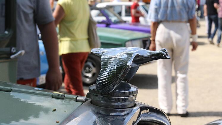 Impressionen vom 15. Coburger Old- und Youngtimertreffen auf dem Schlossplatz.Foto: Wolfgang Desombre