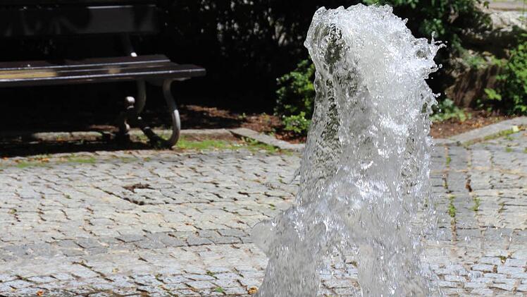 Ins Wasser hat sich hier zumindest noch niemand getraut.