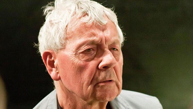 Eckhard Henscheid im GesprächFoto: Jochen Berger