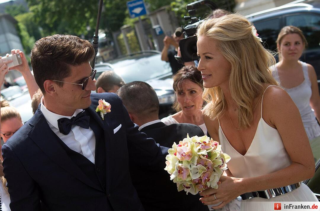 Mario Gomez heiratet seine Carina in München