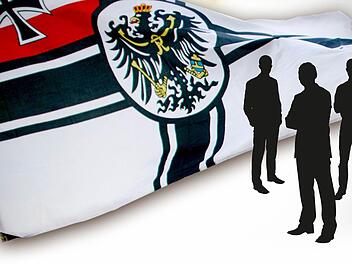 Der Stammtisch der fränkischen "Reichsbürger" in Kulmbach ist abgetaucht.  Montage: Micho Haller