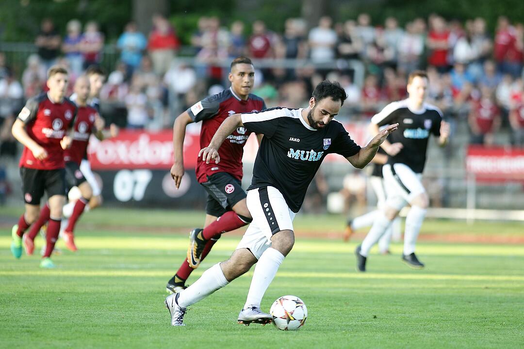 1. FC Nürnberg gewinnt im Test beim FC Eintracht Bamberg