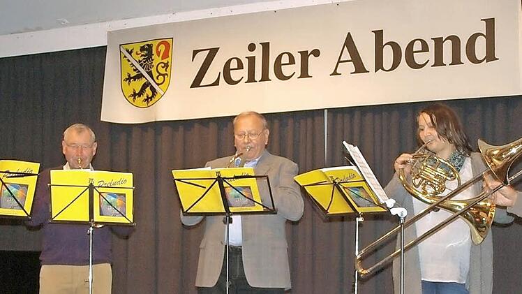 Der evangelische Posauenchor stimmte in den "Zeiler Abend" ein.
