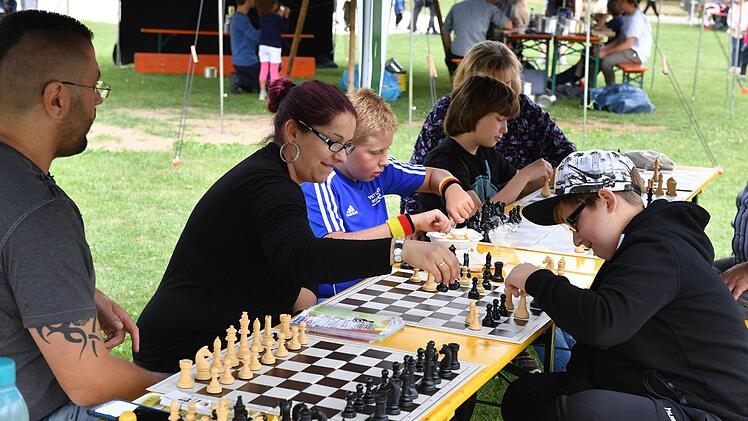 Schach!  Foto: Ronald Rinklef