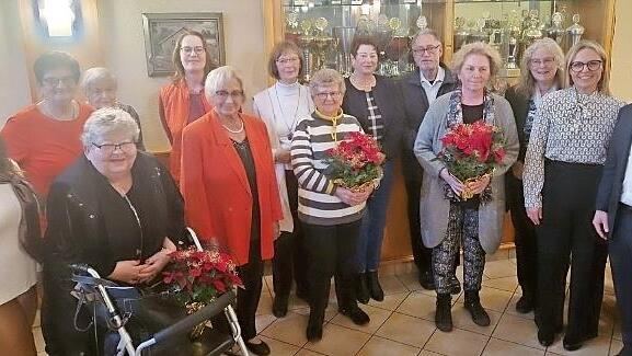 Die CSU und Frauenunion ehrten langjährige Mitglieder im Kersbacher Sportheim.