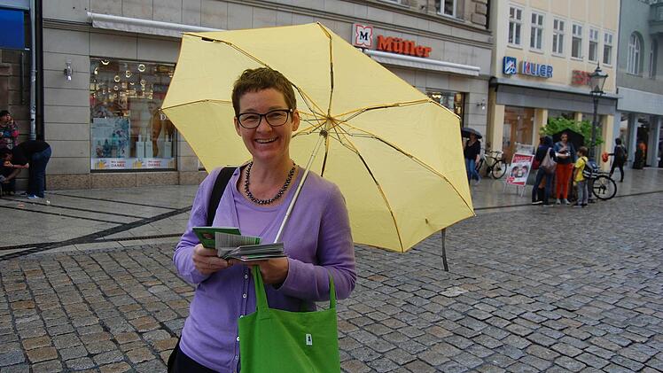 Ulrike Gote, tapfer im Regen