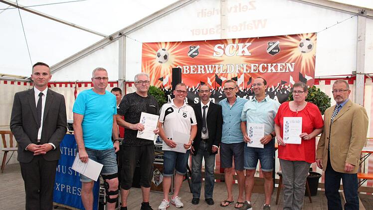 Ehrungen beim Kommersabend des SCK Oberwildflecken. Foto: Sebastian Schmitt