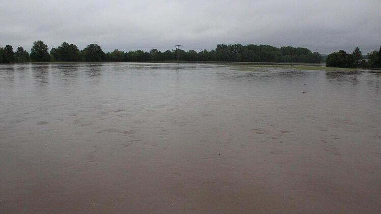 Aischer Brücke Blick gen Uttstadt. Foto: Johanna Blum