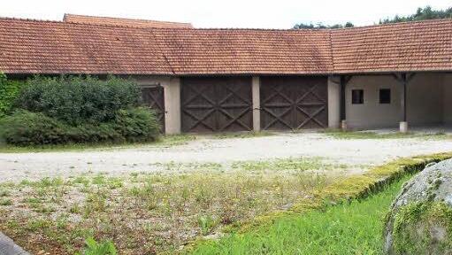 Keine Spur mehr von landwirtschaftlicher Arbeit: der Gutshof in Weißenbrunn heute Foto: Eckehard Kiesewetter
