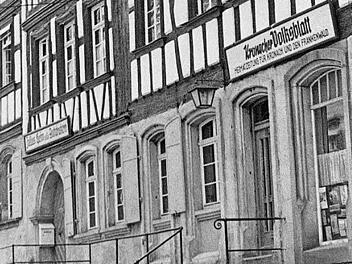 Im Gebäude der Druckerei Heim in der Amtsgerichtsstraße war das Kronacher Volksblatt untergebracht.