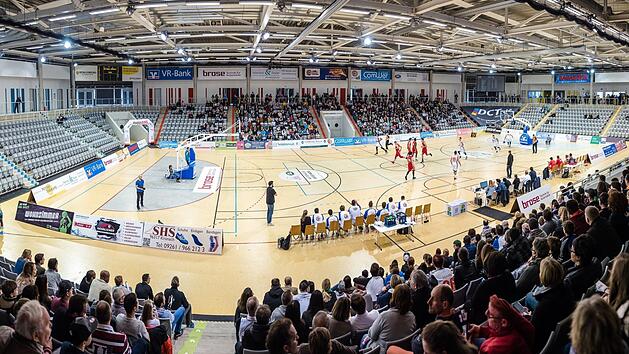 Fans bei BBC-Heimspielen in der HUK-Arena wird es aufgrund des steigenden Infektionsgeschehens vorerst keine geben.  Foto: Archiv/Sebastian Buff