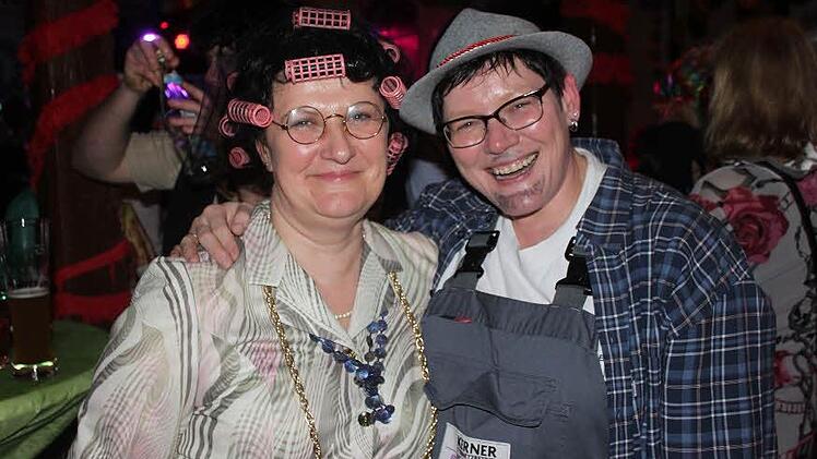 Kunni (Christine Eck) und Babett (Karola Fischer) hatten ihren Spaß