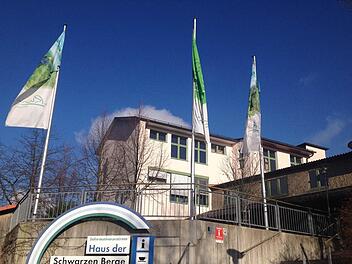 Ungelöst ist noch die Parkplatzfrage beim "Haus der Schwarzen Berge".Foto: Sebastian Schmitt-Mathea