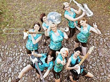 Die "Isartaler Hexen" eröffnen das Marktleugaster Straßenfest am Freitag, 25. August. Foto: privat