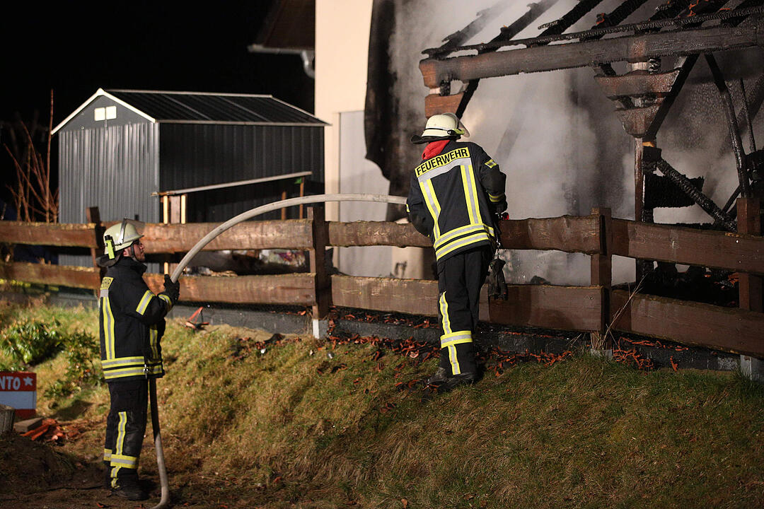 Pommersfelden (Landkreis Bamberg): Feuer zerstört Einfamilienhaus