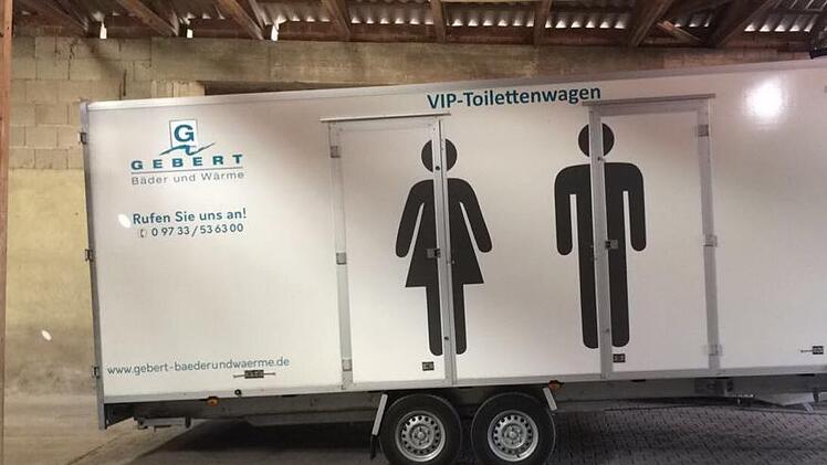 Der Diebstahl dieses VIP-Klowagens in Kulmbach liefert Stoff für den nächsten Franken-Tatort.