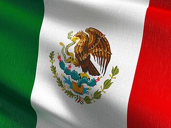 Von  den 16 Spielorten der WM liegen drei in Mexiko: Neben Mexiko-Stadt, wo das Er&ouml;ffnungsspiel Mexiko gegen S&uuml;dafrika steigt, wird in Guadalajara und Monterrey gekickt. Von den 104 Spielen finden 78 in den USA statt - sowie jeweils 13 Partien in Mexiko und Kanada.