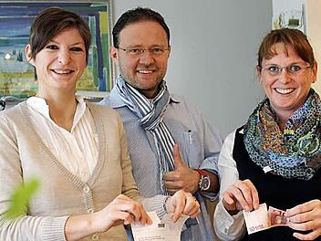 Das Praxisteam: Katalin Eszenyi, Oliver Welke und Yvonne Pohl.
